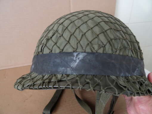 Vintage legerhelm Koninklijke Landmacht