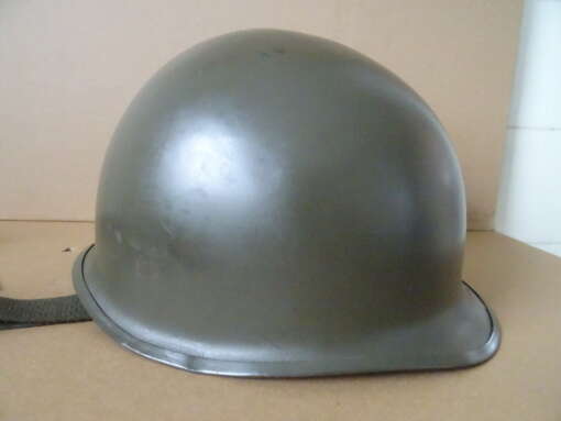 Vintage legerhelm Koninklijke Landmacht