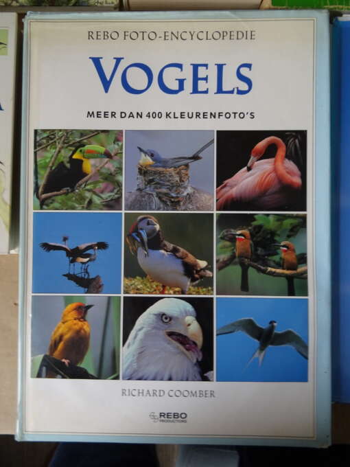 Collectie boeken over vogels