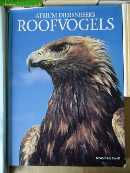 Collectie boeken over vogels