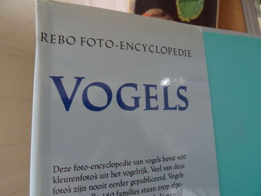 Collectie boeken over vogels