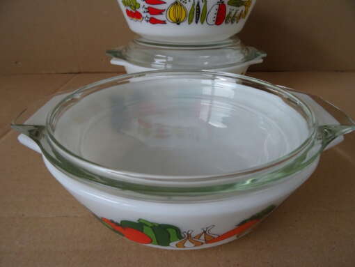 Vintage terrine set van opaline glas