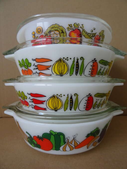 Vintage terrine set van opaline glas