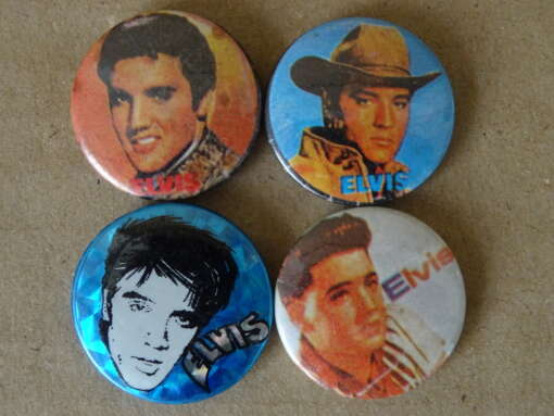 Collectie van 4 vintage Elvis Presley buttons