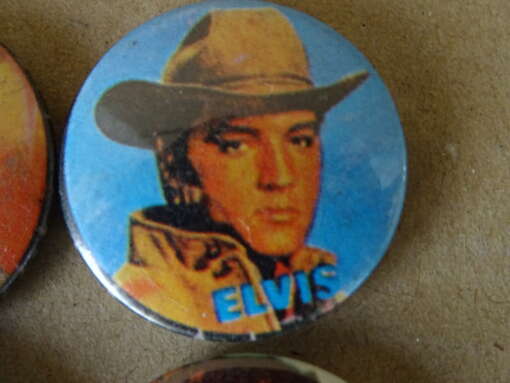 Collectie van 4 vintage Elvis Presley buttons