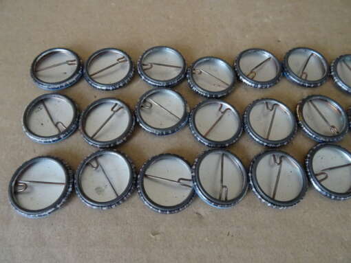 Collectie van 31 vintage Elvis Presley buttons