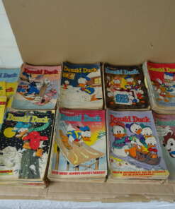 Collectie van 321 Donald Duck strips 1978-1988