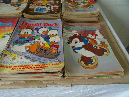 Collectie van 321 Donald Duck strips 1978-1988