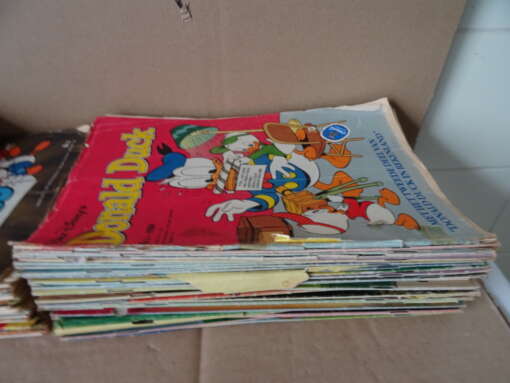 Collectie van 321 Donald Duck strips 1978-1988