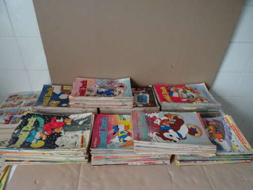 Collectie van 321 Donald Duck strips 1978-1988