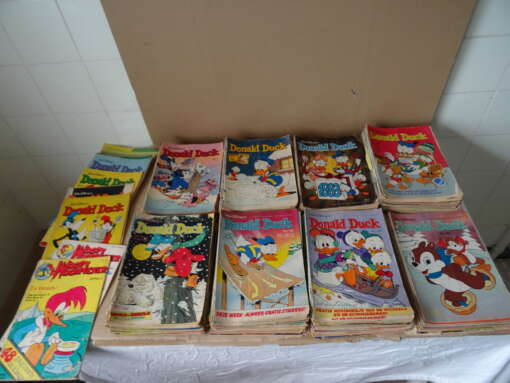 Collectie van 321 Donald Duck strips 1978-1988